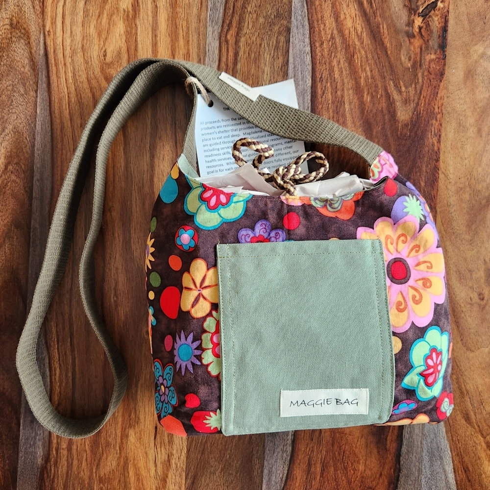 Colorful Handmade Maggie Bag Purse Long Canvas Strap Flowers Floral Pockets NWT - Picture 1 of 7